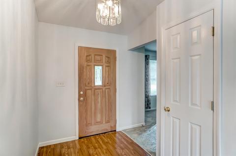 10480 Pippin Rd, Cincinnati, OH 45231 photo 3