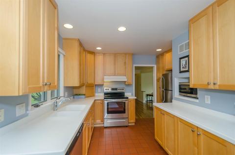 2634 Beechmar Dr, Cincinnati, OH 45230 photo 8