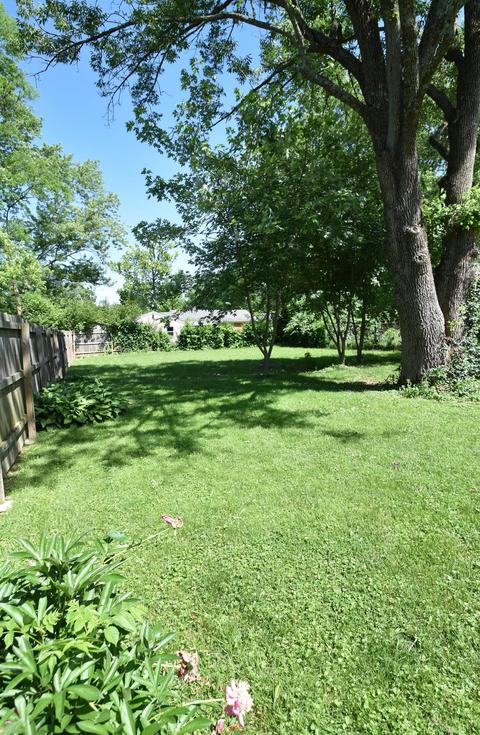 8616 Pine Rd, Cincinnati, OH 45242 photo 2