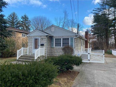 3885 Michael Dr, Cincinnati, OH 45255 photo 1
