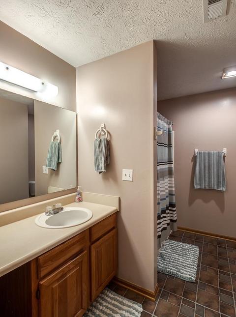 3970 Covington Dr, Springfield, OH 45503 photo 9