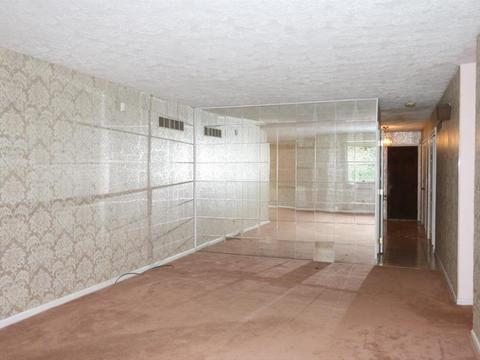 1160 Inner Circle Dr, Forest Park, OH 45240 photo 2
