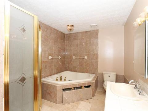 1160 Inner Circle Dr, Forest Park, OH 45240 photo 14