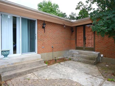 1160 Inner Circle Dr, Forest Park, OH 45240 photo 3