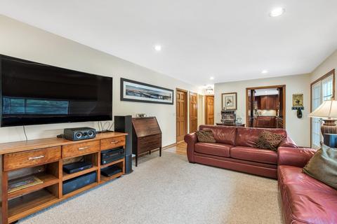 649 Brandy Way, Cincinnati, OH 45244 photo 9