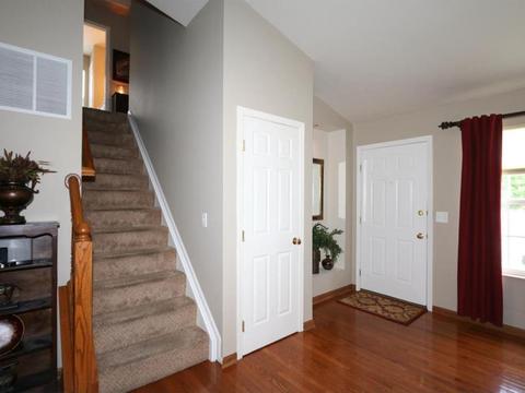 800 Weeping Willow Ln, Hamilton Township, OH 45039 photo 3