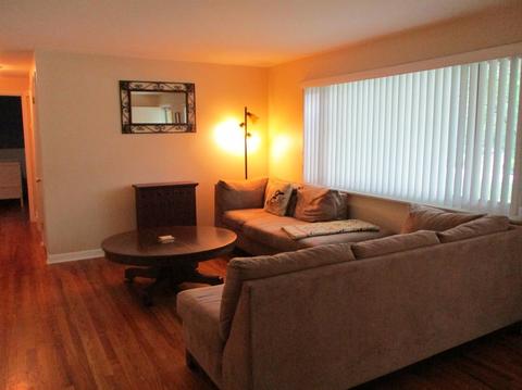 786 Fairway Dr, Cincinnati, OH 45245 photo 3