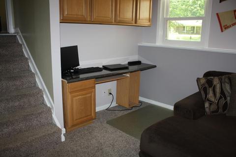 4180 Deepwood Ln, Cincinnati, OH 45245 photo 9