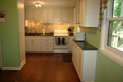 4180 Deepwood Ln, Cincinnati, OH 45245 photo 5