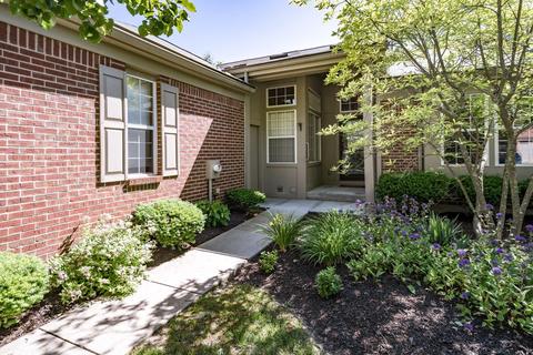 5575 Regimental Pl, Cincinnati, OH 45239 photo 2