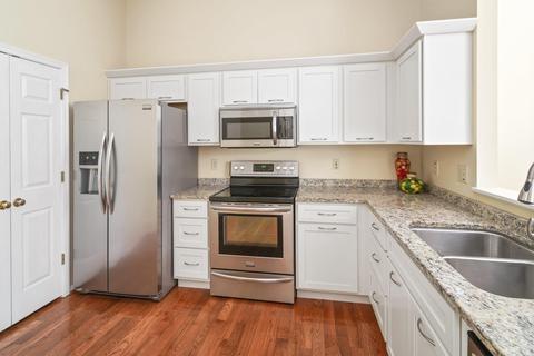 5575 Regimental Pl, Cincinnati, OH 45239 photo 9