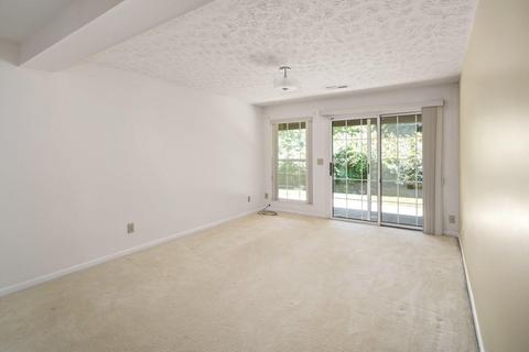 5575 Regimental Pl, Cincinnati, OH 45239 photo 14