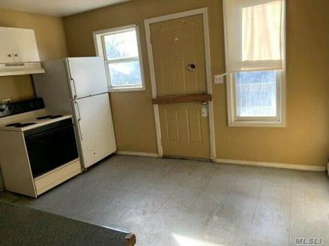 638 Main St, Blanchester, OH 45107 photo 6