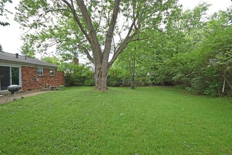 1649 Pinebluff Ln, Cincinnati, OH 45255 photo 24