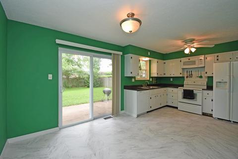 1649 Pinebluff Ln, Cincinnati, OH 45255 photo 5