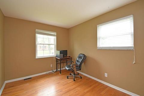 1649 Pinebluff Ln, Cincinnati, OH 45255 photo 12