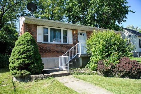 4527 Fehr Rd, Cincinnati, OH 45238 photo 2