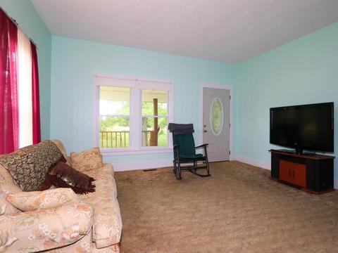 5555 Middleboro Rd, Morrow, OH 45152 photo 2