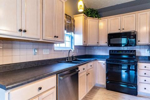 6575 Baybrook Ct, Middletown, OH 45044 photo 4