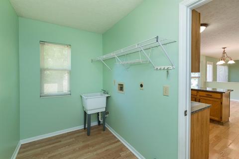 756 Regent Rd, Cincinnati, OH 45245 photo 17