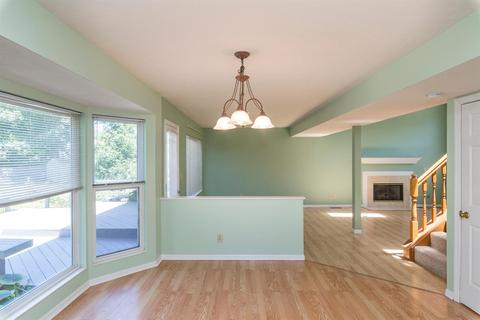 756 Regent Rd, Cincinnati, OH 45245 photo 6