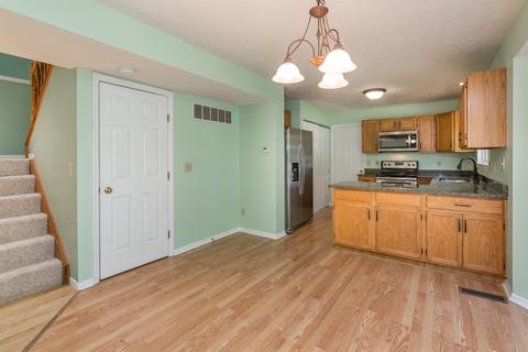 756 Regent Rd, Cincinnati, OH 45245 photo 9