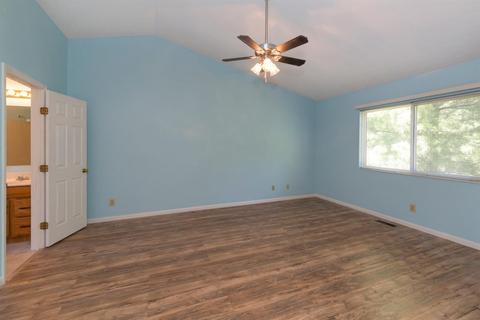 756 Regent Rd, Cincinnati, OH 45245 photo 10