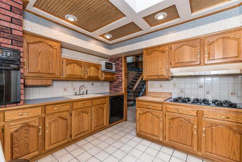 4064 Larchview Dr, Cincinnati, OH 45236 photo 10