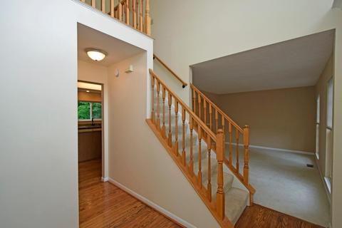 2626 Streamside Ct, Cincinnati, OH 45230 photo 2