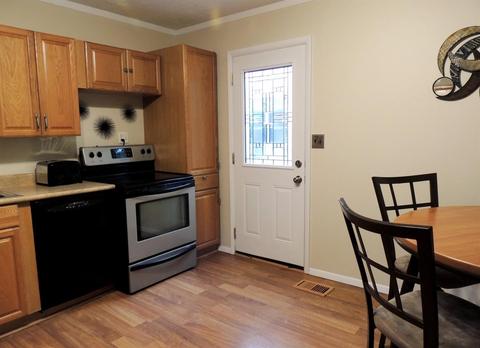 558 Berry Ct, Cincinnati, OH 45244 photo 5