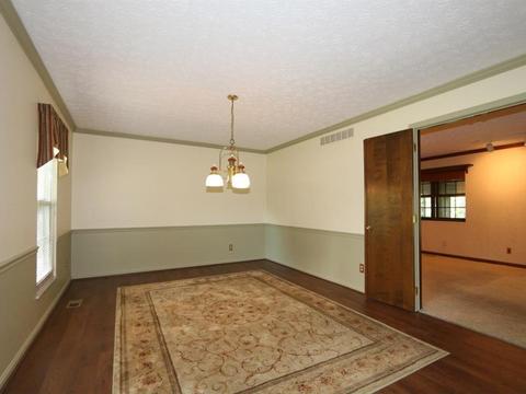 767 Viewcrest Ct, Cincinnati, OH 45231 photo 5