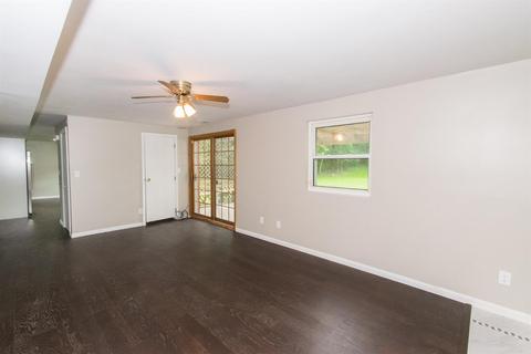 7315 Commonwealth Dr, Cincinnati, OH 45224 photo 10