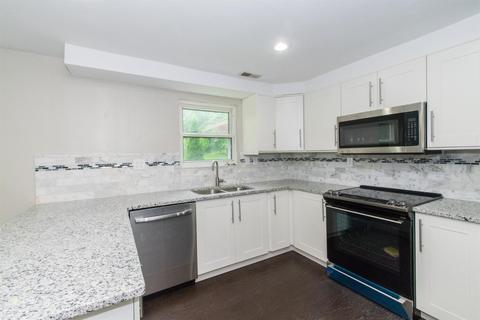 7315 Commonwealth Dr, Cincinnati, OH 45224 photo 7