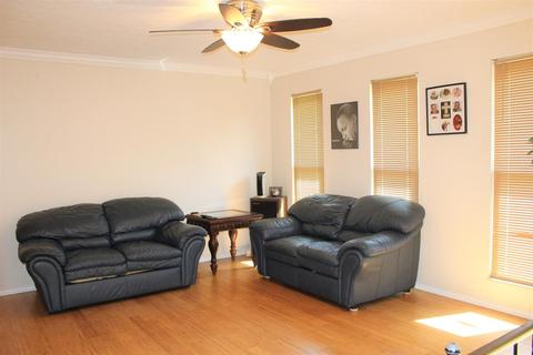 10076 Winton Rd, Cincinnati, OH 45231 photo 4