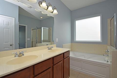 543 Hafton Ct, Maineville, OH 45039 photo 28