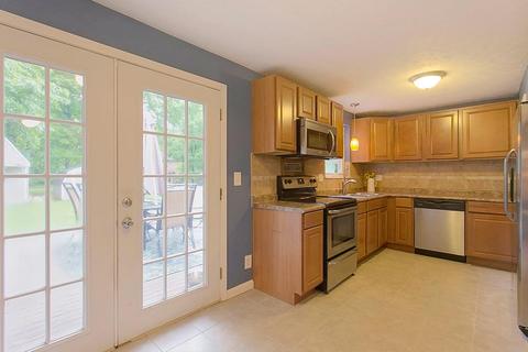 3832 Crescent Dr, Cincinnati, OH 45245 photo 6