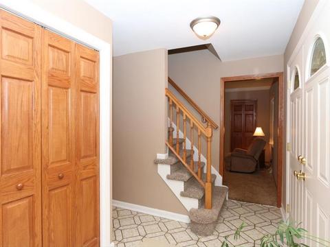 6013 Pineview Ln, Cincinnati, OH 45247 photo 6