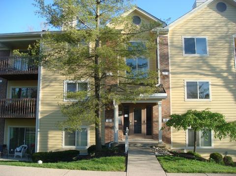 977 Cedar Rdg #8, Cincinnati, OH 45245 photo 1