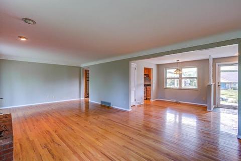 5745 Nickview Dr, Cincinnati, OH 45247 photo 25