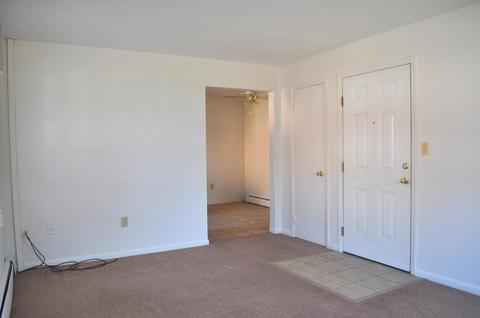 848 Youngs Ln, Cincinnati, OH 45245 photo 5