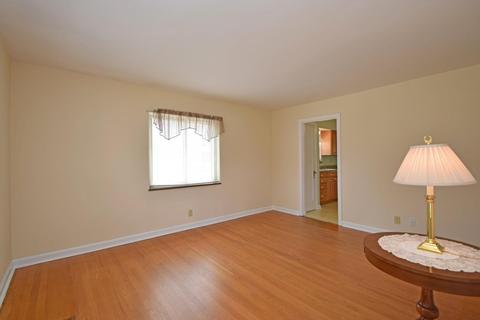 6789 Richard Ave, North College Hill, OH 45224 photo 2