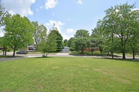 6713 Devonwood Dr, Cincinnati, OH 45224 photo 3