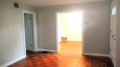 3718 Settle Rd, Mariemont, OH 45227 photo 3