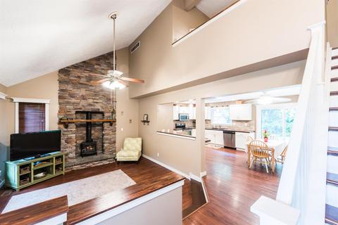 5641 Sheed Rd, Cincinnati, OH 45247 photo 4