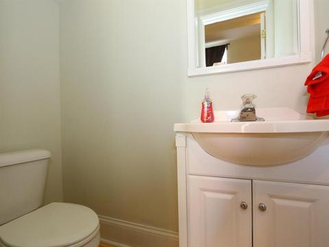 210 Oak St, Cincinnati, OH 45219 photo 16