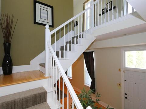 210 Oak St, Cincinnati, OH 45219 photo 3