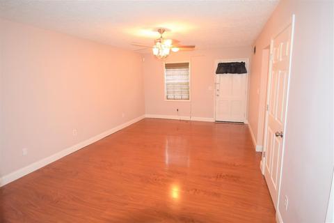 6131 Elbrook Ave, Golf Manor, OH 45237 photo 2