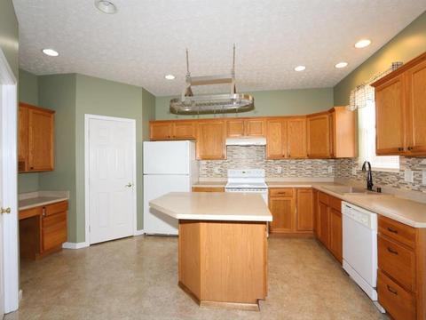 479 Park Pl, Cincinnati, OH 45244 photo 10