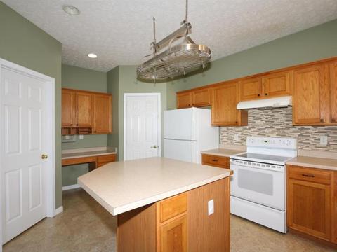 479 Park Pl, Cincinnati, OH 45244 photo 12