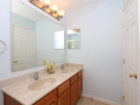 479 Park Pl, Cincinnati, OH 45244 photo 16